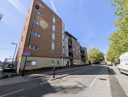 174 Park Lane Plaza, Liverpool, Merseyside, L1 - Photo 2