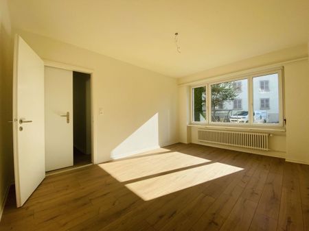 Zweitbezug 2.5-Zimmer mit Balkon und Keller (1012) - Foto 2