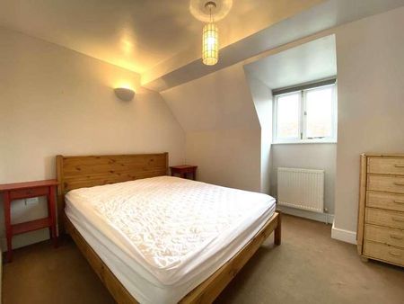 Heritage Court, Canterbury, CT1 - Photo 2