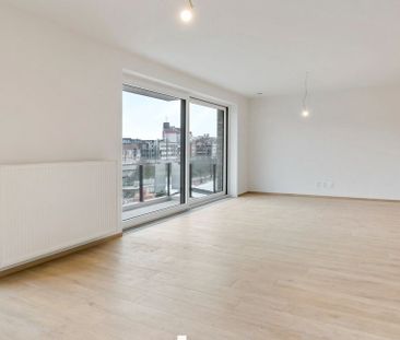 Appartement te huur in Roeselare voor € 795 met 2 slaapkamers - Foto 3