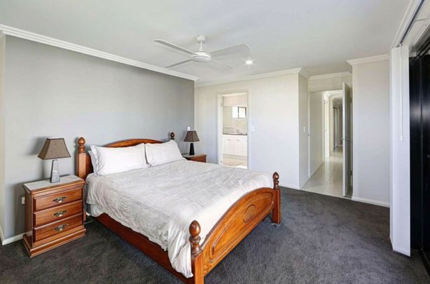 A FAMILY HOME YOU'LL LOVE - Photo 1