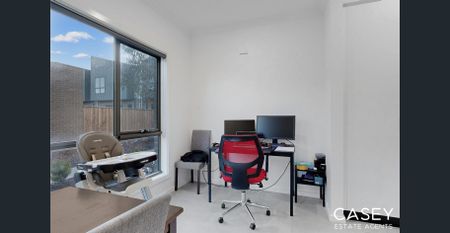 Your Modern Oasis in the Heart of Clyde - Photo 3