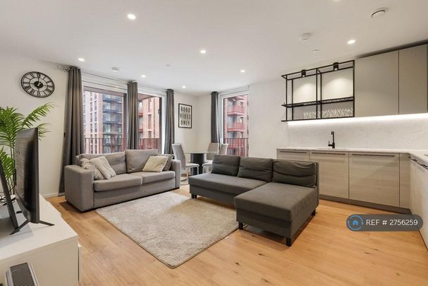 2 bedroom flat to rent - Photo 1