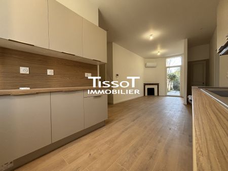 Location Appartement 3 pièces 55m² NIMES 30900 - Photo 3