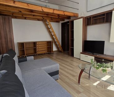 Duża Kawalerka-Centrum 1.piętro-Kamienica - Photo 3