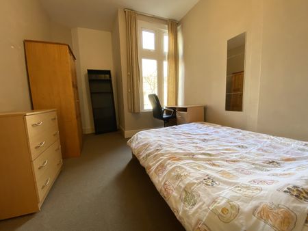 Richmond Road, Roath - Photo 2