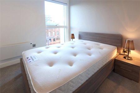 New Bridge Street Salford M3 - Photo 5