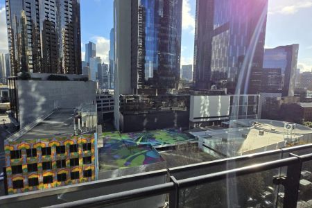 FULLY FURNISHED GRAND SOUTHBANK - Photo 3