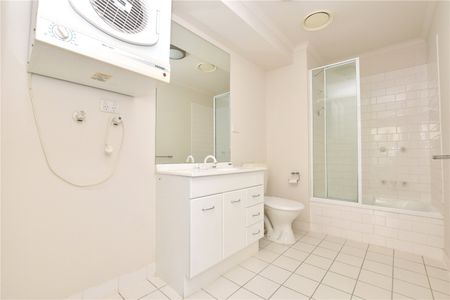 66/88 Southbank Boulevard - Photo 5