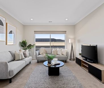 Five-Bedroom Family Home with Dual Living - Photo 1