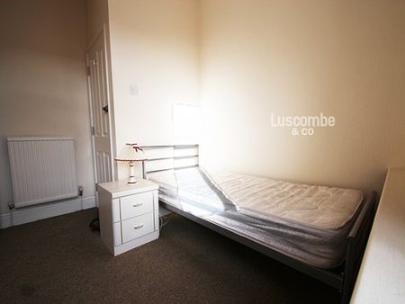 Double Bedroom on Riverside, Newport - All Bills Included - Photo 2