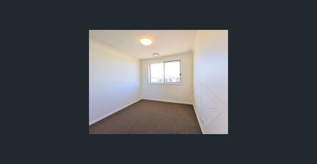 Convenient and Ready To Enjoy This Near New 4 Bedroom House - Photo 5