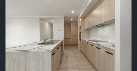 Escape to Serenity: Your Bushland Beach Retreat that has SOLAR! - Photo 3