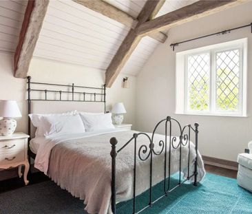 A stunning country retreat situated in the heart of the popular vil... - Photo 6