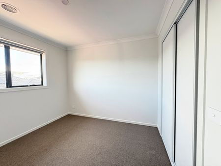 Brand New Four-Bedroom Family Home! - Photo 4