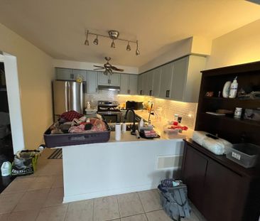 For Lease - 814 Fowles Court Unit# 1, Milton, Ontario - Photo 3