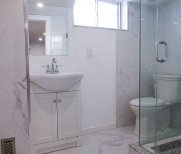 For Lease - 603 Annette Street Unit# Lower, Toronto, Ontario - Photo 2