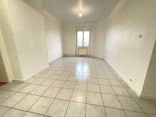 Location Appartement 4 pièces 74m² - Photo 1