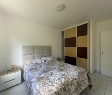 Location Appartement 42.04m² 2 pièces Fort de france - Photo 2
