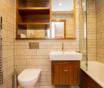 Cardiff, CF10 1BQ - Photo 2