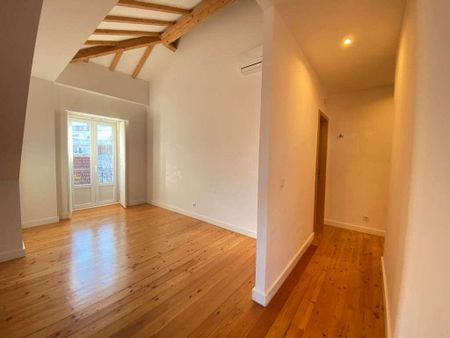 1 Bedroom Apartment in Vila Berta, Graça, Lisboa - Photo 2