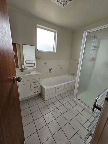 8 Quintal Place, Papatoetoe - Photo 3