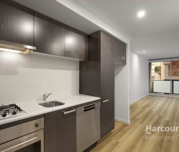 Fresh Interior in Sought after Tribeca! - Photo 3