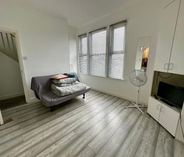 1 bedroom maisonette to rent - Photo 2