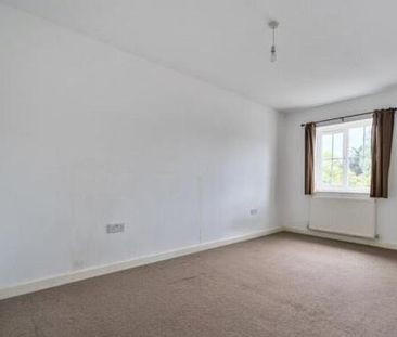 3 bedroom end of terrace house to rent - Photo 4