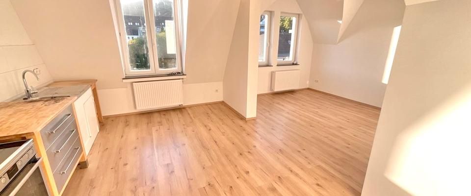 Wunderschöne 4 Zimmerwohnung mit Balkon, erster Monat mietfrei - Photo 1