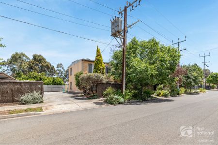 Low maintenance unit - Photo 5