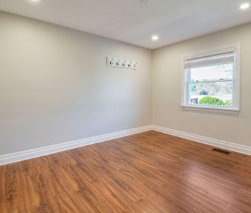 For Lease - 114 Elizabeth Grove, King, Ontario - Photo 4