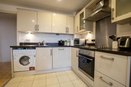 2 bedroom apartment to rent - Photo 4