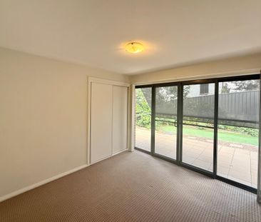 Large Townhouse in the Heart of Shortland&excl; - Photo 5