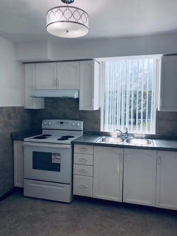 For Lease - 8 Pemberton Avenue Unit# 207, Toronto, Ontario - Photo 5