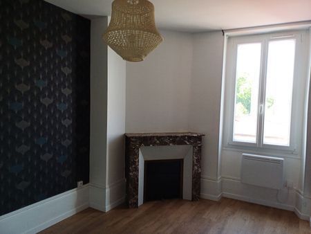 Location Appartement 4 pièces 85m² - Photo 3