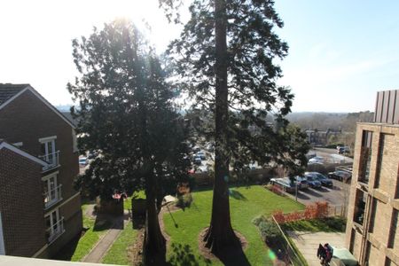 Church Road, Beacon Heights, RH16 - Photo 2