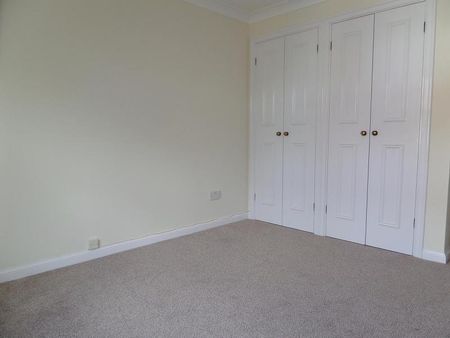 2 bedroom apartment to rent Hamble - Photo 5