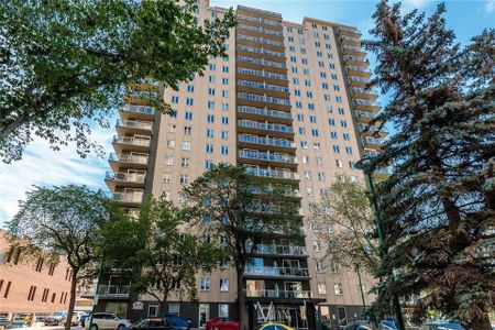 1 Bed & 1 Bath Furnished Apartment Style Property in Downtown Area - Photo 4