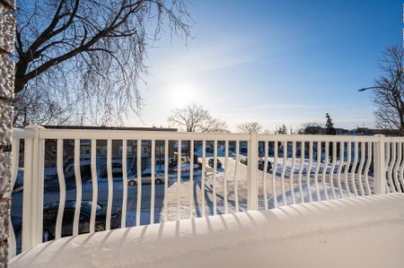 Condo for rent, Montréal (Saint-Léonard) - Photo 2