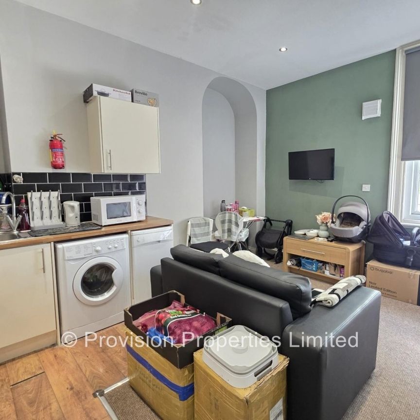 1 Bedroom Flats in Leeds - Photo 1
