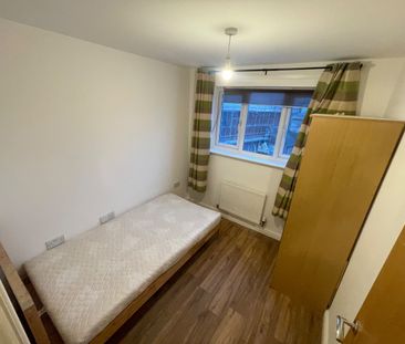 1 Bed Flat, Palmerston Road, HA3 - Photo 3