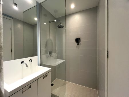 For Lease - 20 Stewart Street Unit# 301, Toronto, Ontario - Photo 3