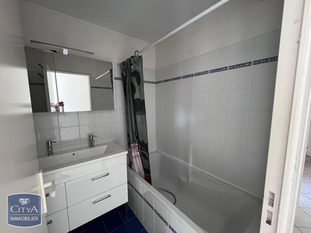 Location Appartement 3 pièces 61m² POITIERS 86000 - Photo 2