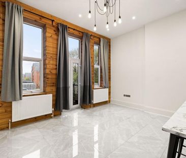 2 bedroom ground floor flat to rent - Photo 2