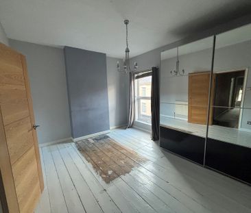 Hall Street - Photo 6