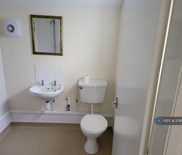2 bedroom terraced house to rent - Photo 6