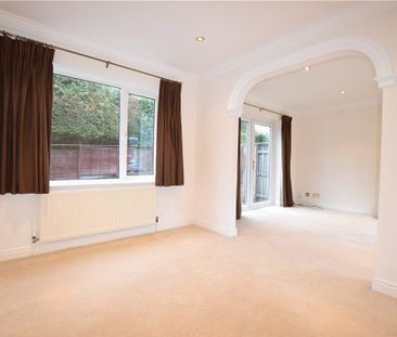 3 bedroom detached house to rent - Photo 2