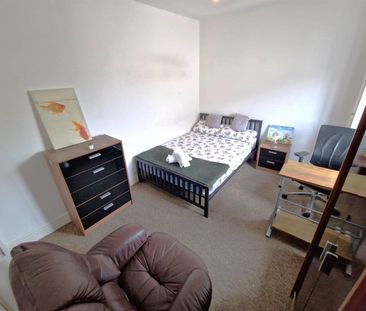 Boatyard, Bournemouth, BH1 - Photo 4