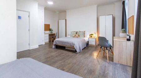 Bronze Twin Studio - Photo 2